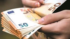 Всеки четвърти българин е теглил бърз кредит: заемите вече не са само „за спешно“