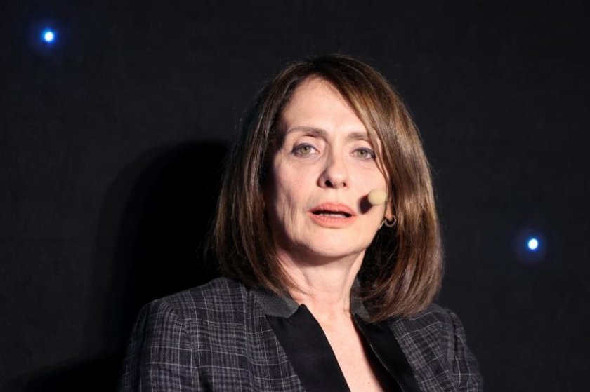 Надежда Нейнски проведе разговори с външни министри от Близкия изток