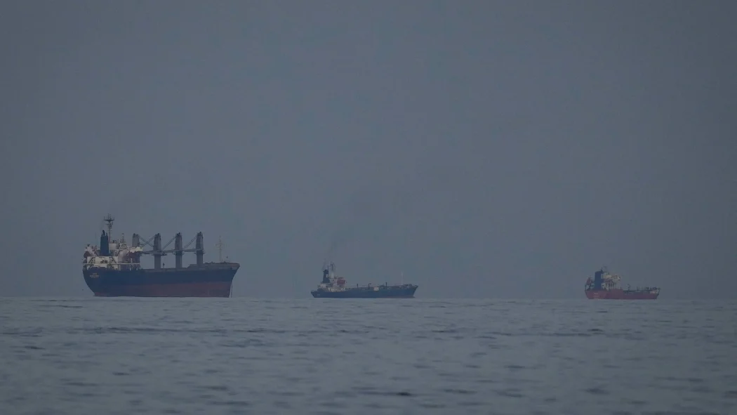 Иран отвори коридор за индийски кораби през Ормуз: трафикът остава под въпрос