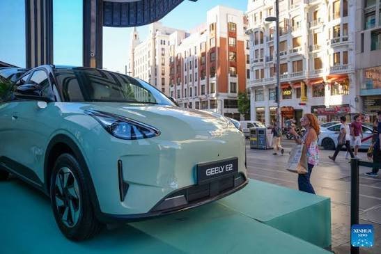 Geely ускорява в Испания: трети модел за под 6 месеца и план за 80 центъра