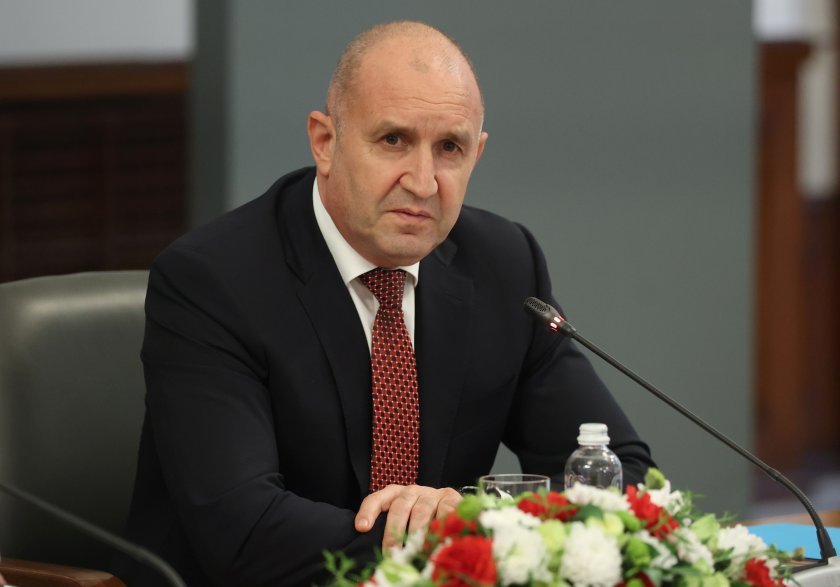 Радев: „Хемус“ и „Тракия“ няма да се дават на концесия, но за новите пътища трябват други модели