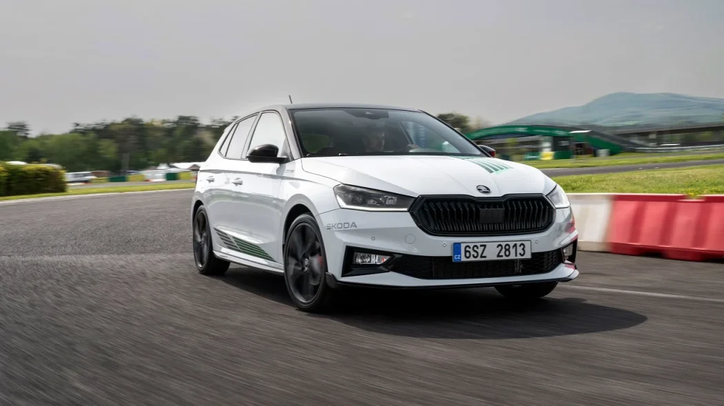 Skoda пуска най-бързата Fabia досега: 177 к.с., DSG и 228 км/ч