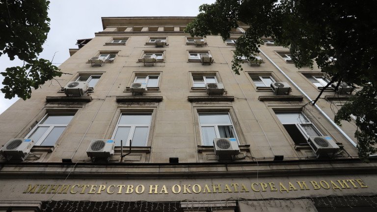 МОСВ с важна новина за Черно море след атаката срещу двата кораба: Няма замърсяване с нефтопродукти