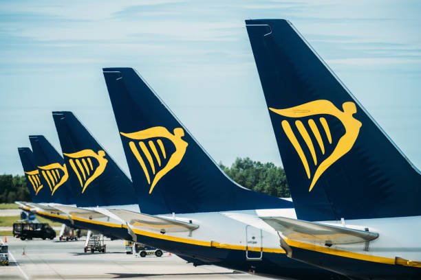 Край на евтините полети: Ryanair предупреждава за скок на билетите в Европа