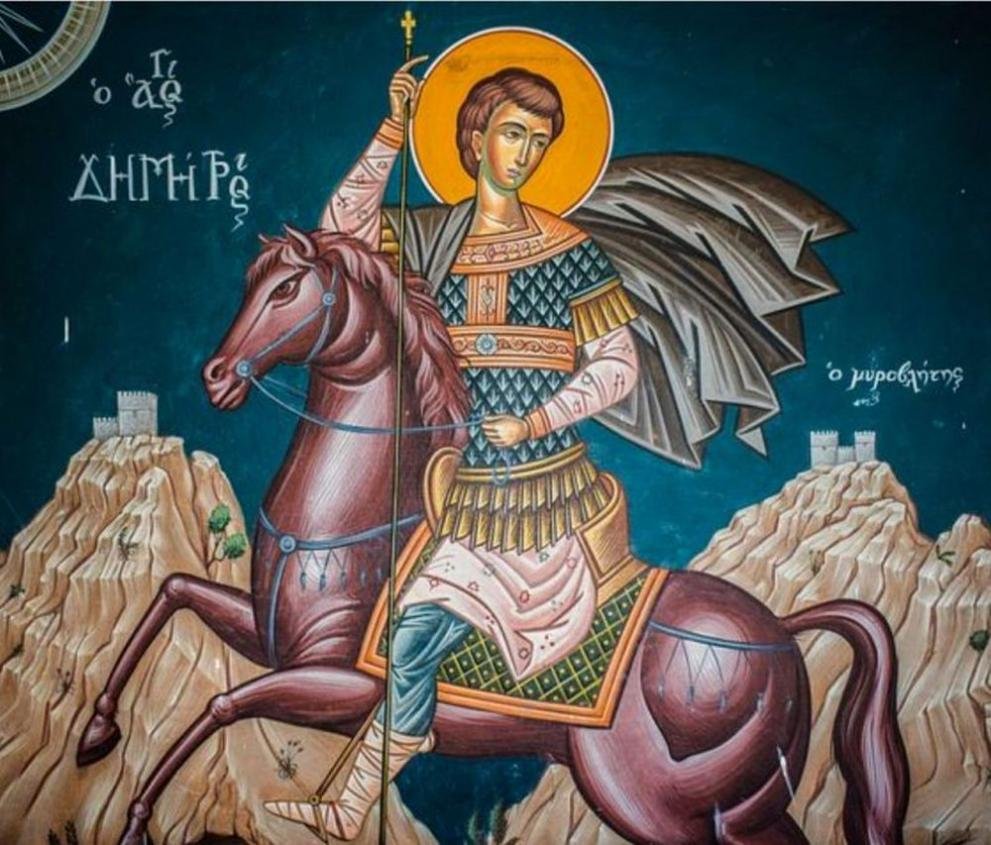 Димитровден е! Какви са поверията за зимата и кои празнуват имен ден днес?