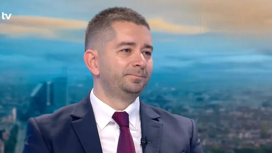 Слави Василев: Михаела Доцова има всички качества да води Народното събрание