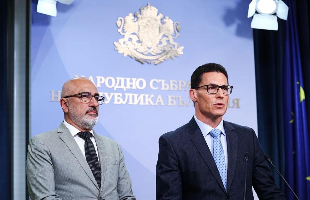 Управляващите подготвят промени в субсидиите, пенсиите и държавния дълг: „Тези три мерки са част от комплекс от мерки, които предстои да предложим“