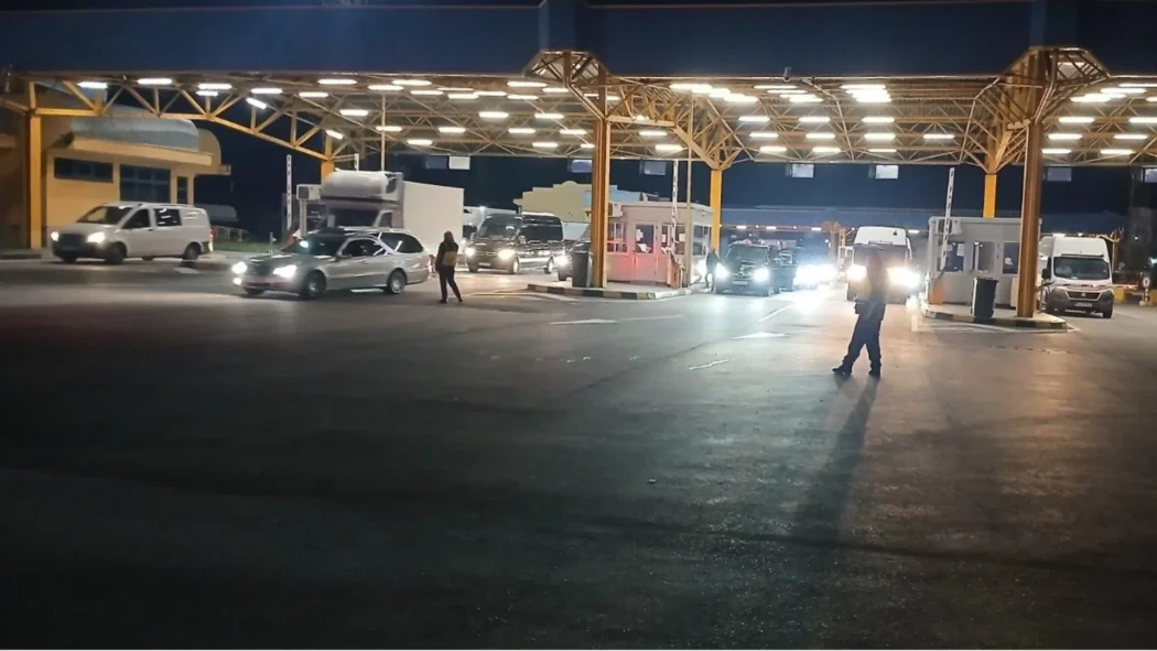 Мъж се простреля смъртоносно при проверка на Дунав мост, има ранен полицай