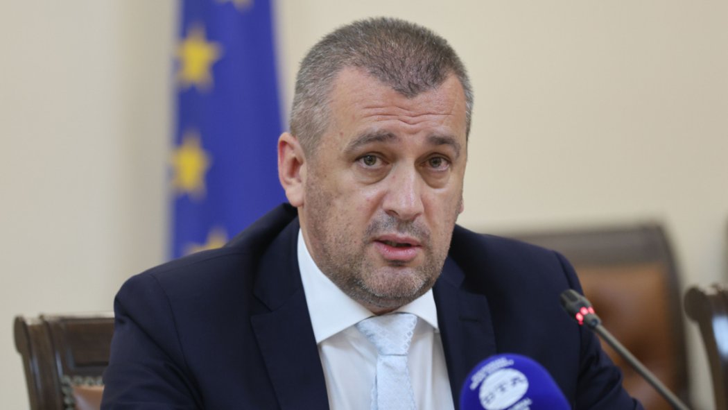 Над 400 млн. евро за жп проекти под риск: OLAF и Европрокуратурата проверяват договори, а 23 нови влака са без финансиране