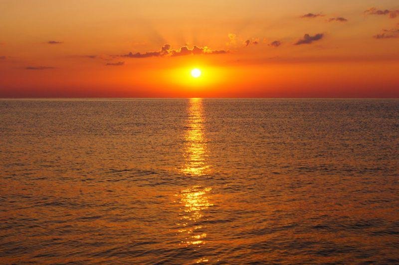 Жега до 35°: Слънце в цялата страна, почти без вятър