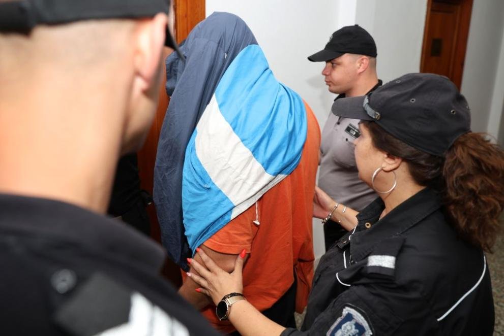 Окръжният съд в Бургас остави в ареста двама служители на ВиК по дело за умишлена безстопанственост