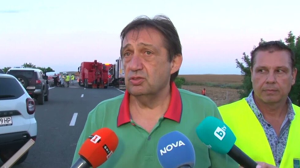 Шишков след трагедията на „Тракия“: На ТОЛ камерите не се вижда шофьорът на тира