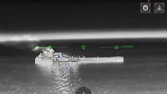 Украйна удари 12 руски танкера в Азовско море
