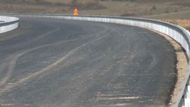 Румъния изнася рекордни количества битум за Украйна, строителството на магистрали остава без суровина