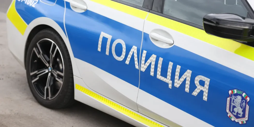 Млад мъж е открит мъртъв край надлез в Перник: Разследват падане от високо