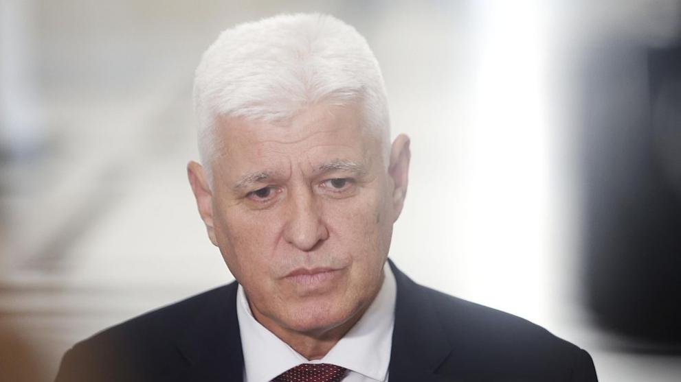 Димитър Стоянов с остри думи: Лъжа е, че самолетите в София са участвали в учение