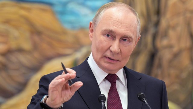 Путин предупреди: Русия ще удари „огледално“, ако Западът конфискува руски кораби