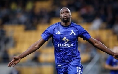 Удар за Левски: Сангаре аут за два месеца след тежка контузия в коляното