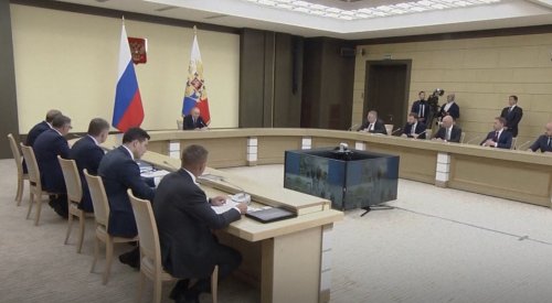Путин свиква Съвета за сигурност след удари по заводи и енергийни обекти: Русия затяга защитата на критичната инфраструктура