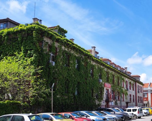 Втора варненска болница даде НЗОК на съд за близо 300 000 евро надлимитна дейност