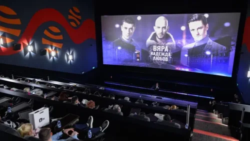 bTV вади 90-те на светло: &bdquo;Вяра, Надежда, Любов&ldquo; сблъсква болница с подземния свят