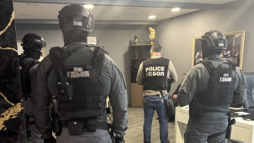 Удар по &bdquo;силовите&ldquo; събирачи: Прокуратурата обвини 8 души за изнудване на клиенти на бързи кредити