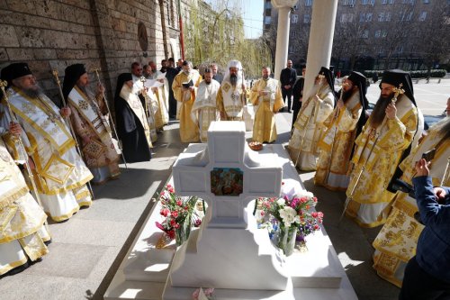 Две години без патриарх Неофит: Даниил отслужи панихида на гроба му в &bdquo;Св. Неделя&ldquo;