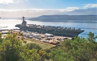 Арест в Гърция: поляк снимал военни кораби край база на НАТО на Крит