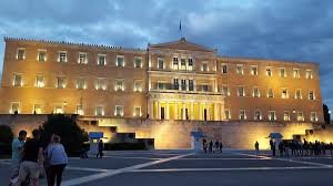 Гръцкият парламент одобри историческа реформа за гласуване по пощата