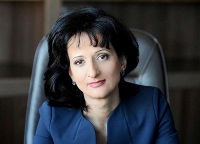 Изненадващ обрат: Карина Караиванова става фаворит за пост в БНБ