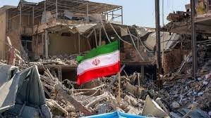 Над 4000 цивилни сгради са разрушени в Иран, твърди Червеният полумесец