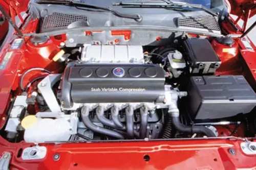 Saab &bdquo;сряза&ldquo; двигателя на две: революцията SVC, която GM спря