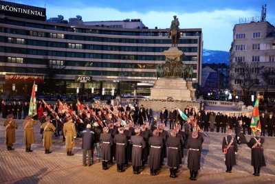 Тържествената заря в София даде началото на честванията за Трети март