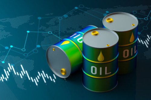 Петролът пак тръгна на влакче: IEA обсъжда рекордно пускане на резерви, пазарът брои риска при Ормуз