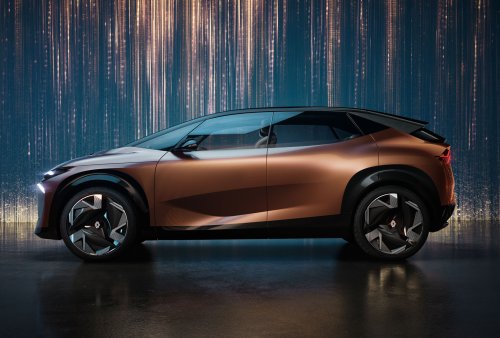 Renault вгражда дрегер в колата: Концептът R-Space показва накъде тръгва ЕС (СНИМКИ)