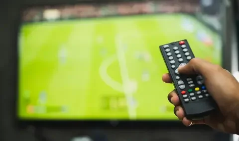 Спорт по телевизията на 15 март: Формула 1 в Китай, Барселона &ndash; Севиля и Ливърпул &ndash; Тотнъм