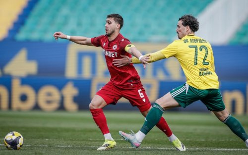 ЦСКА взе 2:0, но тревогите останаха: Янев натисна отбора за точки