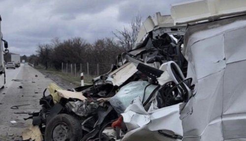 Жертва при катастрофа между микробус и ТИР на АМ &bdquo;Тракия&ldquo;