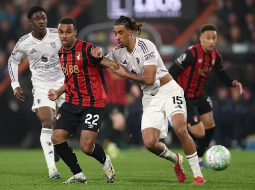 Манчестър Юнайтед изпусна победата срещу Борнемут след червен картон на Магуайър (ВИДЕО)