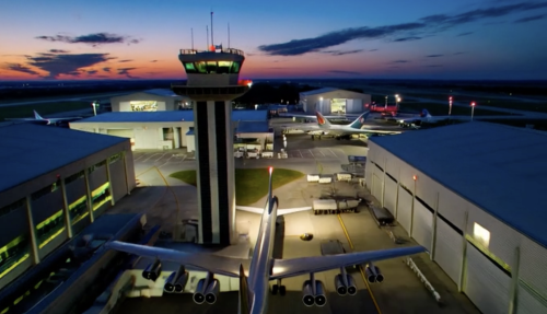 Множество неоторизирани дронове нарушиха въздушното пространство над ядрената база Barksdale в Луизиана (ВИДЕО)