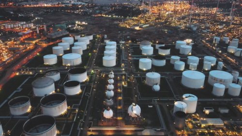 МАЕ предупреждава: На пазара може да излязат още петролни резерви, ако кризата се задълбочи