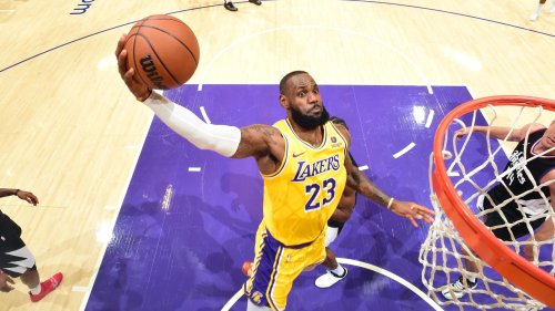 Леброн Джеймс вече е №1 в историята на НБА по мачове в редовния сезон