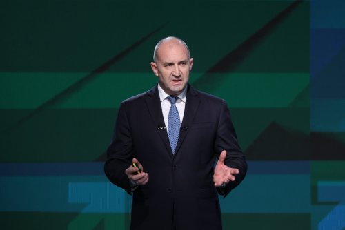 Румен Радев представи &bdquo;Прогресивна България&ldquo;: AI контрол на бюджета и удар по олигархията (СНИМКИ+ВИДЕО)