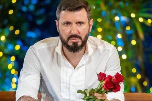 Мартин Елвиса се връща в &bdquo;Ергенът&ldquo;