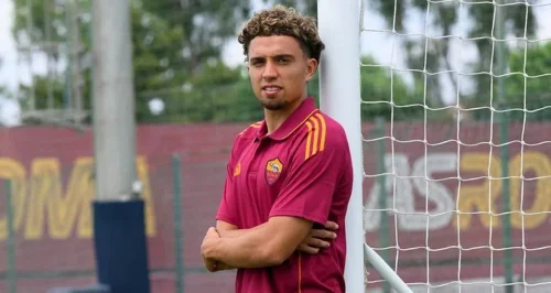 Въоръжени с качулки ограбиха дома на халф на &bdquo;Рома&ldquo; в Рим