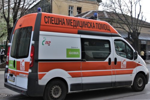 Катастрофа затвори пътя Велико Търново &ndash; Русе: 12-годишно дете е в Спешна помощ