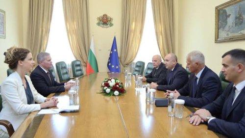 Радев се срещна с шеф от НАТО по разузнаването: напрежението расте след обвиненията на Берлин към Русия