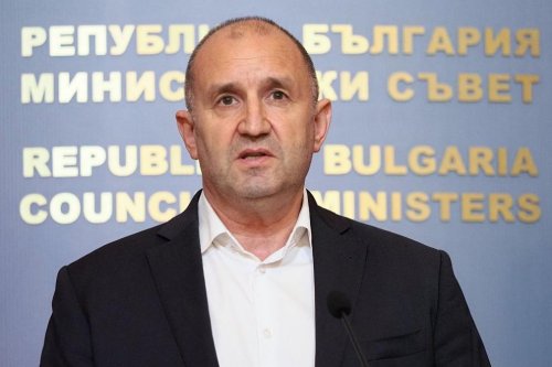 Румен Радев за БНТ: &bdquo;Няма никаква политическа намеса&ldquo;