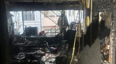 (СНИМКИ) Пожар в хотел в Истанбул: 12 ранени, гости блокирани по етажите