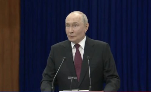 (ВИДЕО) Путин с остро предупреждение: Всички военни обекти в Украйна, включително британските, са законни цели